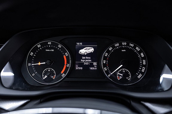 Skoda Octavia 18 of 27