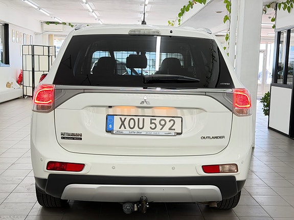 Mitsubishi Outlander 12 of 30