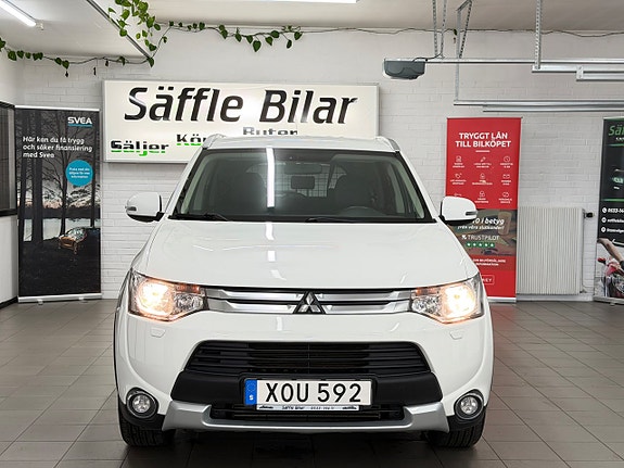 Mitsubishi Outlander 10 of 30