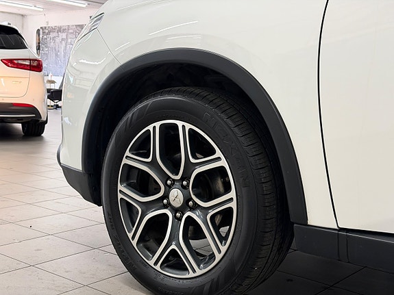 Mitsubishi Outlander 11 of 30