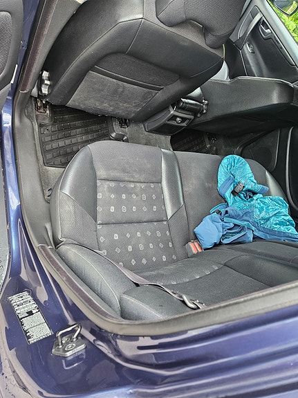 Volvo V70 7 of 11