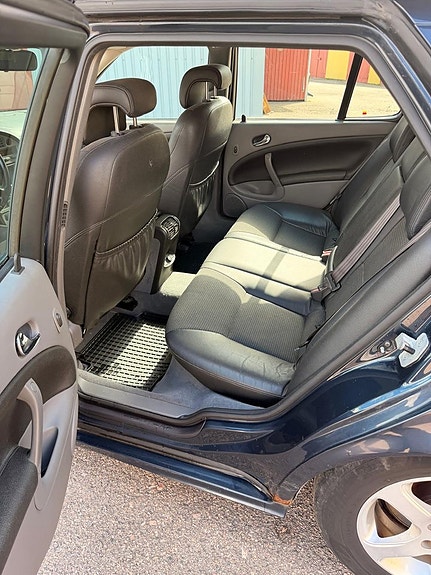 Saab 9-5 11 of 12