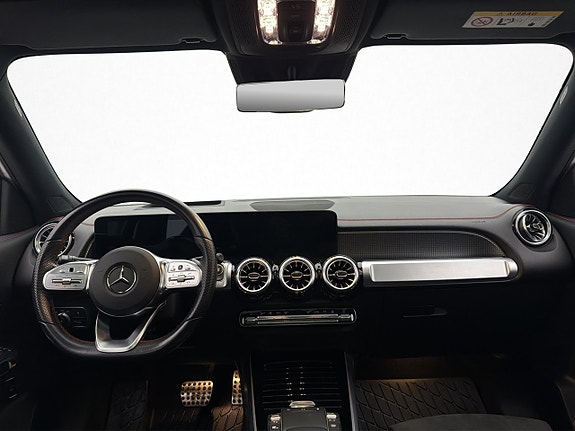 Mercedes-Benz EQB350 21 of 30