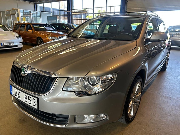 Skoda Superb 5 of 21