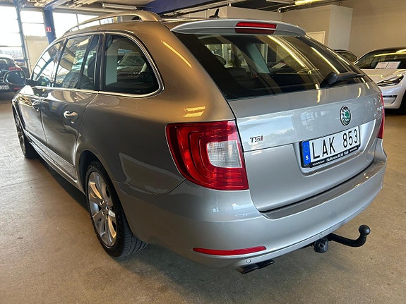 Skoda Superb 4 of 21