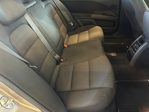 Skoda Superb 16 of 21