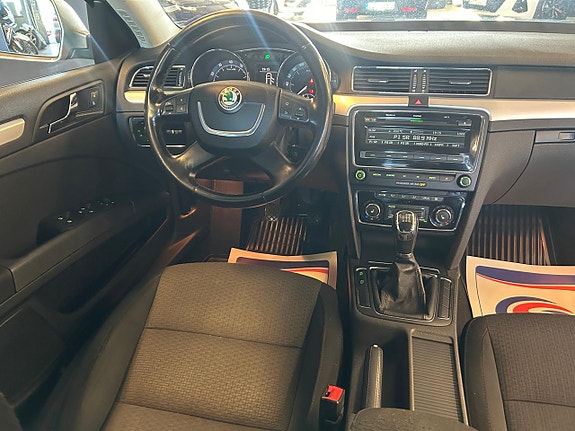 Skoda Superb 13 of 21