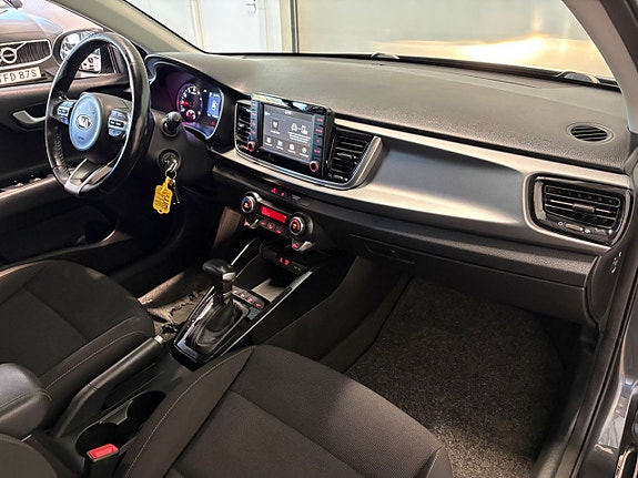 Kia Rio 11 of 25