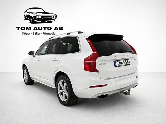 Volvo XC90 5 of 28