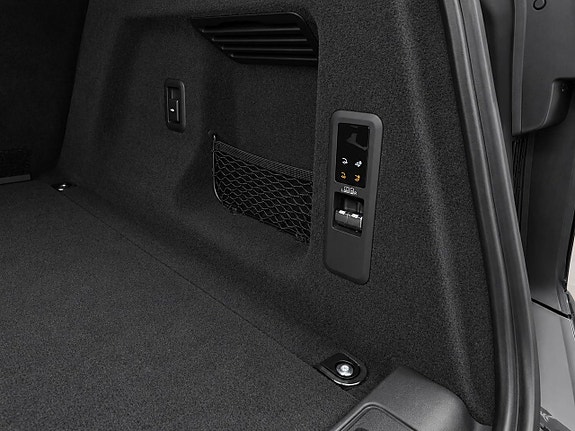 Land Rover Range Rover Sport 16 of 17