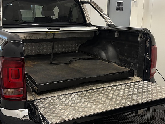 Volkswagen Amarok 15 of 30