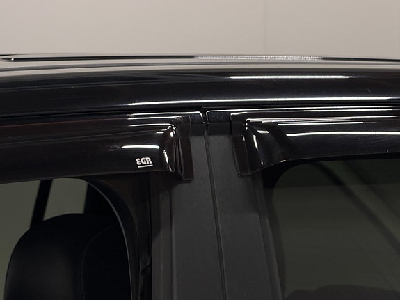 Volkswagen Amarok 9 of 30