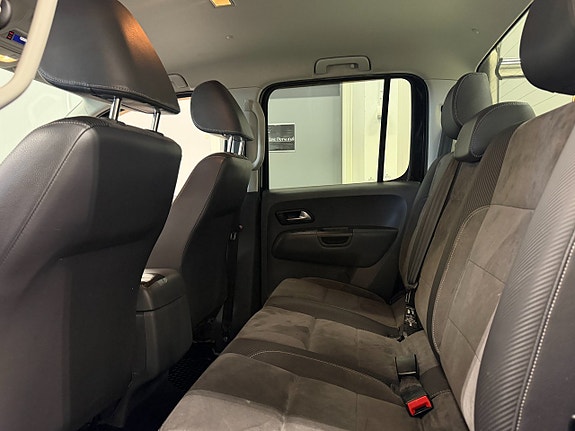 Volkswagen Amarok 20 of 30