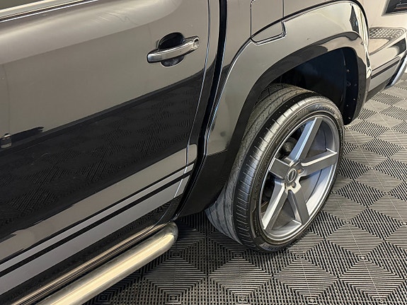 Volkswagen Amarok 10 of 30