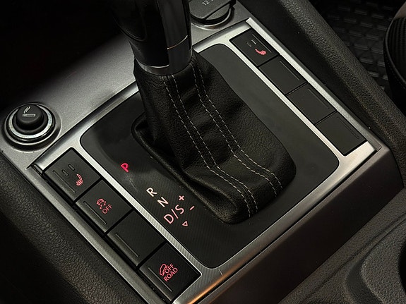 Volkswagen Amarok 24 of 30