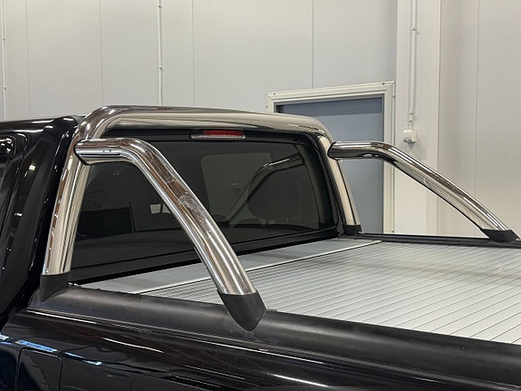 Volkswagen Amarok 11 of 30