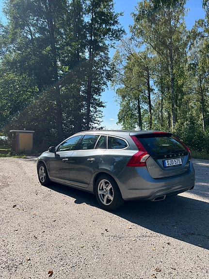 Volvo V60 5 of 6