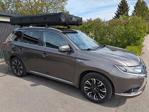 Mitsubishi Outlander 3 of 9
