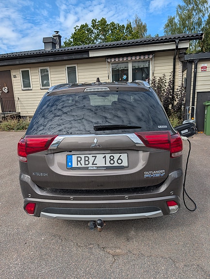 Mitsubishi Outlander 4 of 9