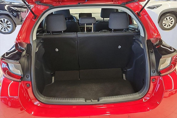 Toyota Yaris 11 of 20