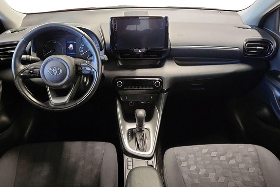 Toyota Yaris 9 of 20