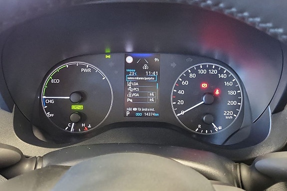Toyota Yaris 15 of 20