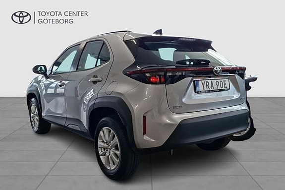 Toyota Yaris Cross 3 of 11