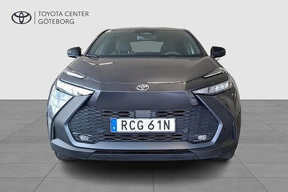 Toyota C-HR 6 of 11