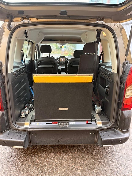 Peugeot Partner Tepee 15 of 20