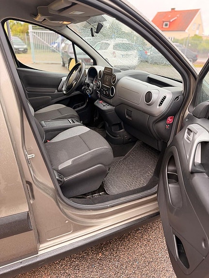 Peugeot Partner Tepee 8 of 20
