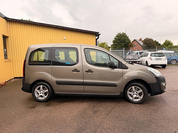 Peugeot Partner Tepee 4 of 20