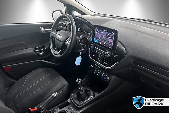 Ford Fiesta 15 of 17