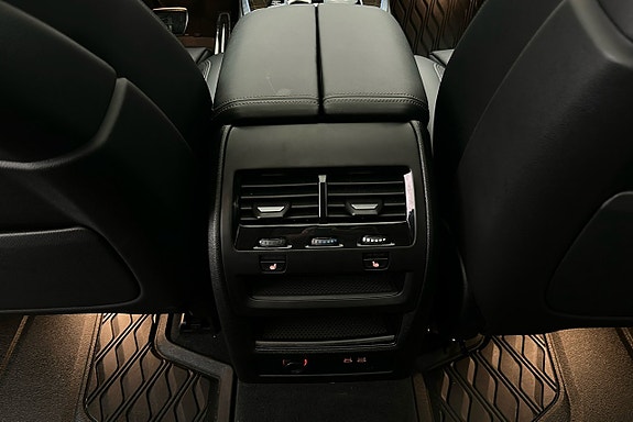 BMW X5 25 of 30