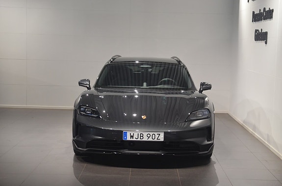 Porsche Taycan 4 3 of 20