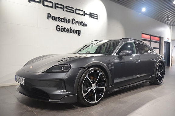 Porsche Taycan 4 8 of 20