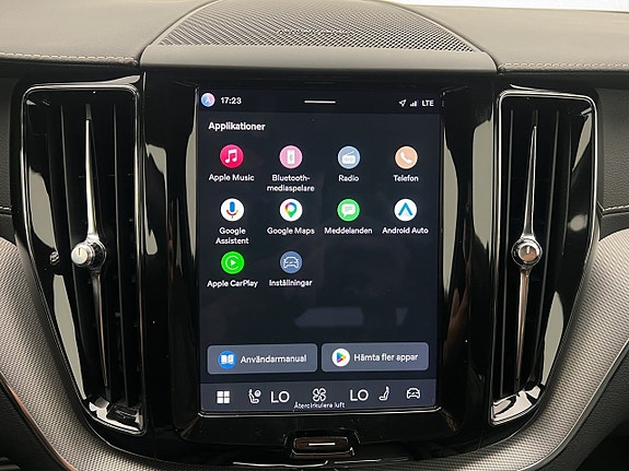 Volvo XC60 22 of 30