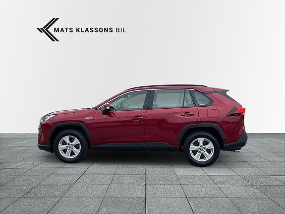 Toyota RAV4 3 of 10