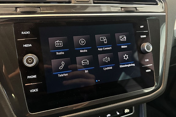 Volkswagen Tiguan 19 of 30
