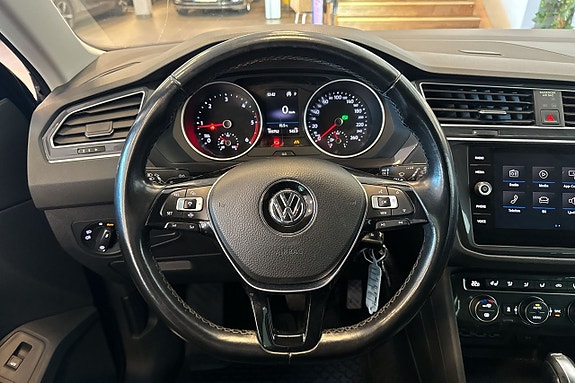 Volkswagen Tiguan 15 of 30