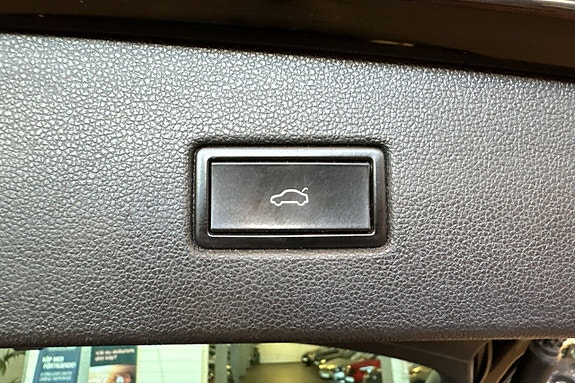 Volkswagen Tiguan 28 of 30