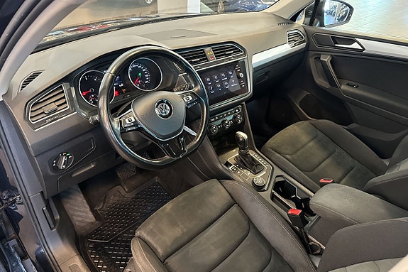 Volkswagen Tiguan 11 of 30