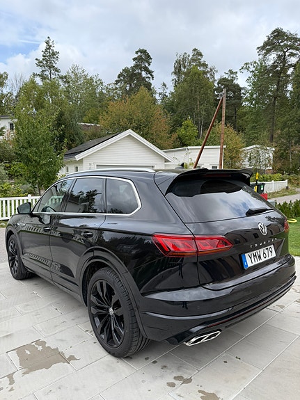 Volkswagen Touareg 3 of 13