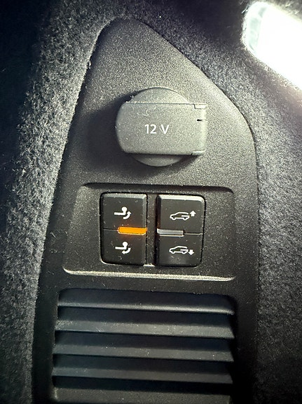 Volkswagen Touareg 13 of 13