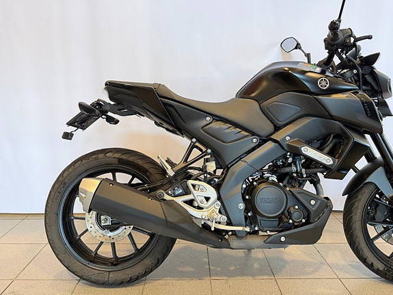 Yamaha MT-125 4 of 10