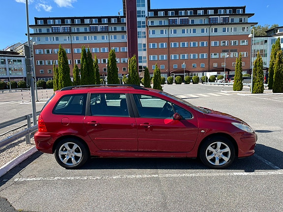 Peugeot 307 3 of 17