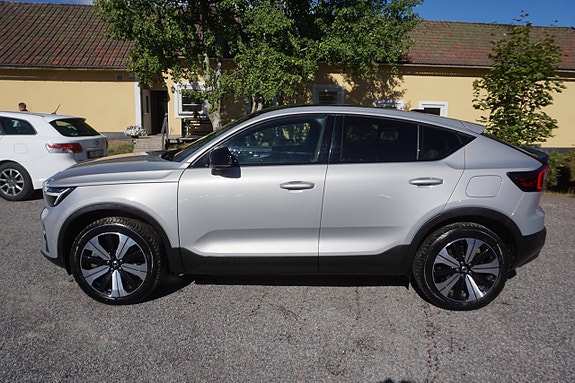 Volvo C40 2 of 6