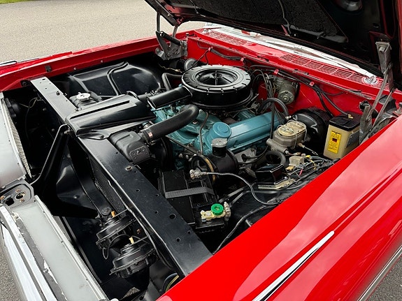 Pontiac Catalina 25 of 30