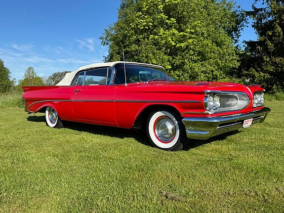 Pontiac Catalina 14 of 30