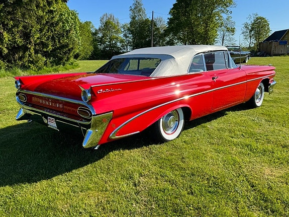 Pontiac Catalina 5 of 30