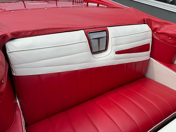 Pontiac Catalina 20 of 30